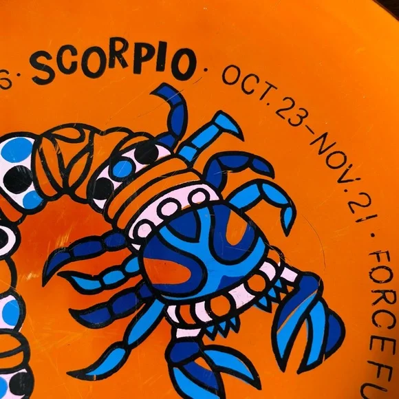 Vintage 70s orange Scorpio astrology tray - Picture 3 of 7